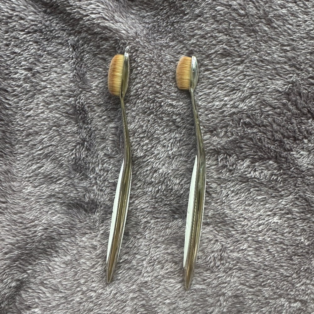 Artis brush set liner 3 and liner 6